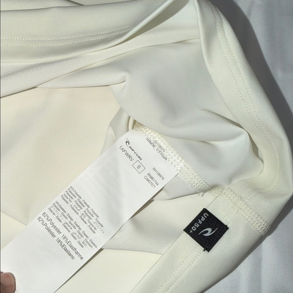 RIPCURL CATALINA ISLAND UPF LS RASHGUARD, SMALL - Picture 6 of 8